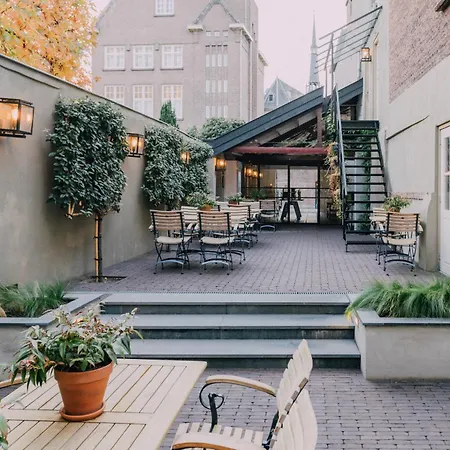 Szálloda Uylenhof 4*