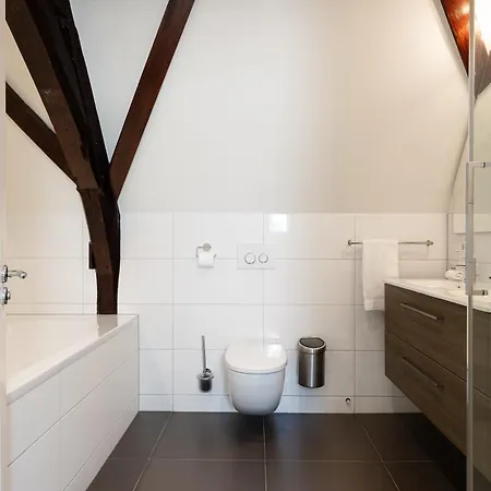 Uylenhof Hotel 's-Hertogenbosch (Den Bosch)