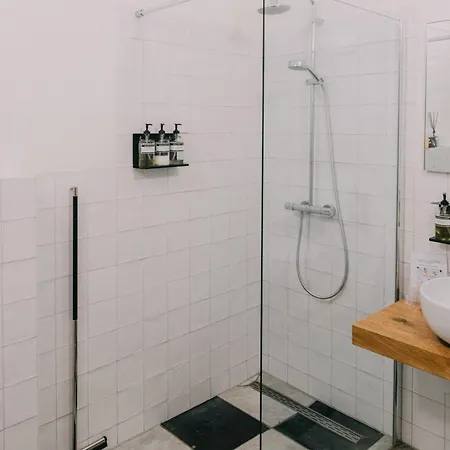 Uylenhof Hotel 4*