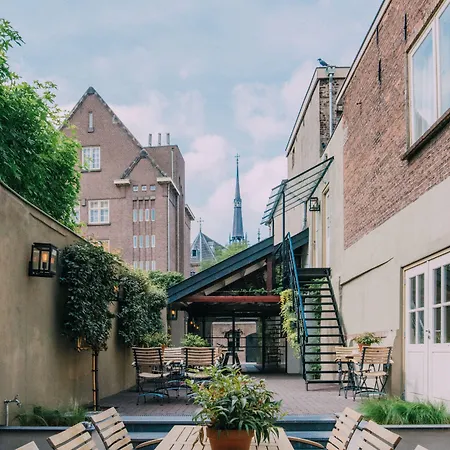 Uylenhof 4*