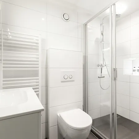 Hotel Uylenhof 4*