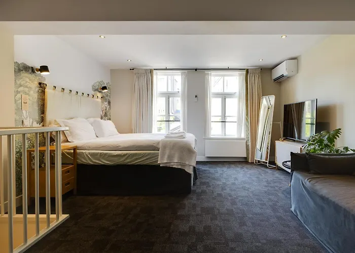 Hotel Uylenhof 4*