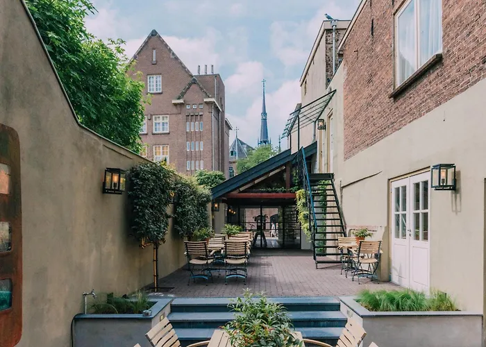 Uylenhof 4* 's-Hertogenbosch (Den Bosch)