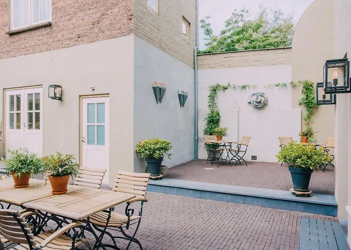 Uylenhof 4* 's-Hertogenbosch (Den Bosch)