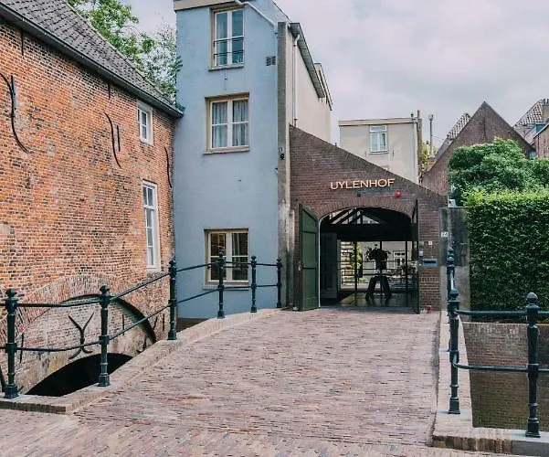 Uylenhof 4* 's-Hertogenbosch (Den Bosch)