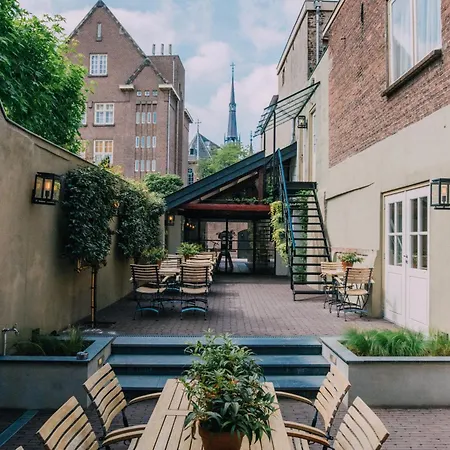 Отель Uylenhof 4*