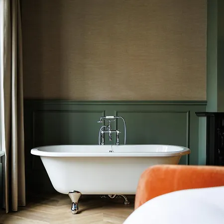 Uylenhof Отель 4*